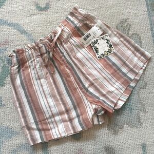 Girls Chelsea & Violet pull on short